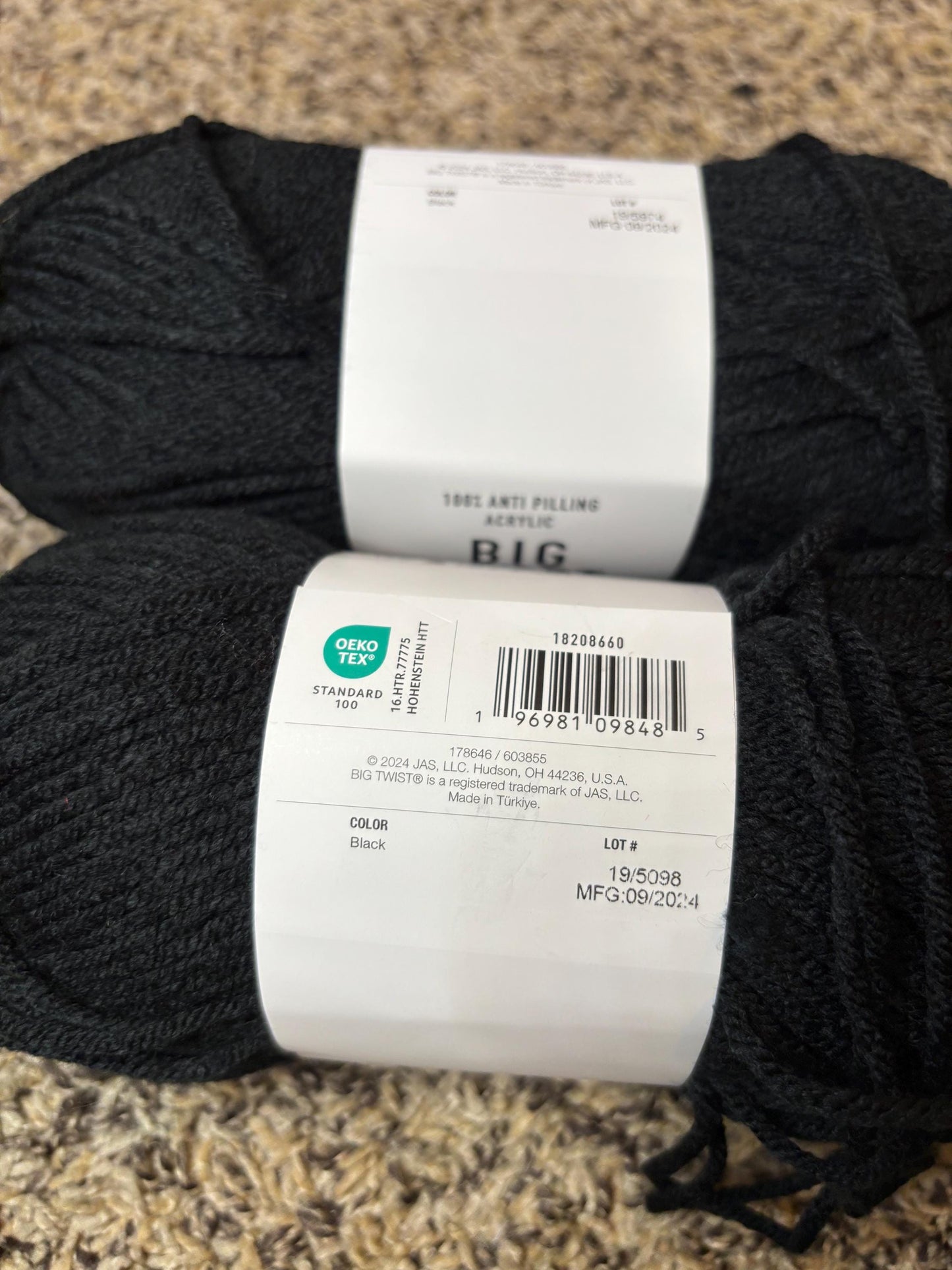 Big Twist Black Living Yarn