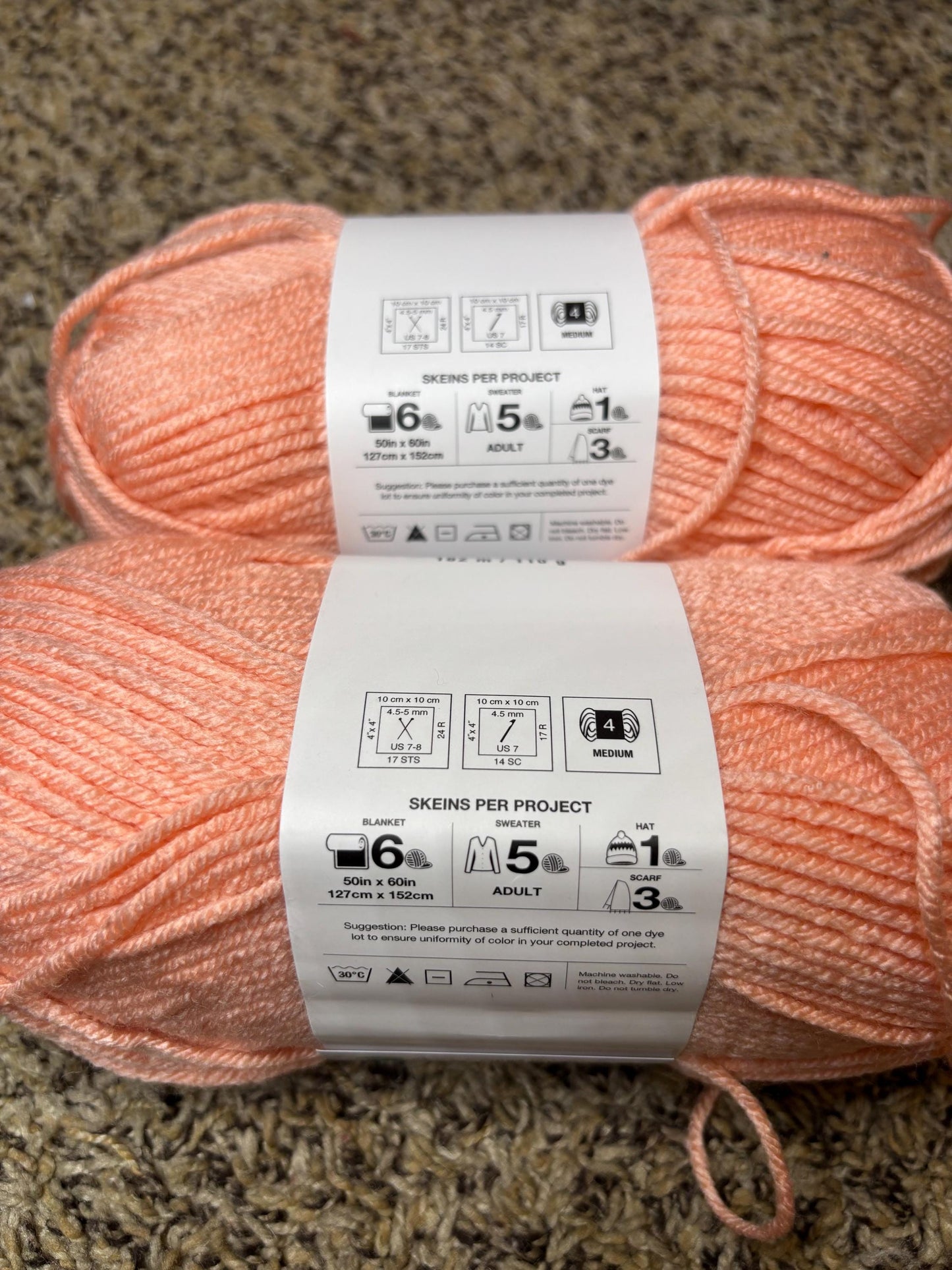 Big Twist Soft Peach Living Yarn
