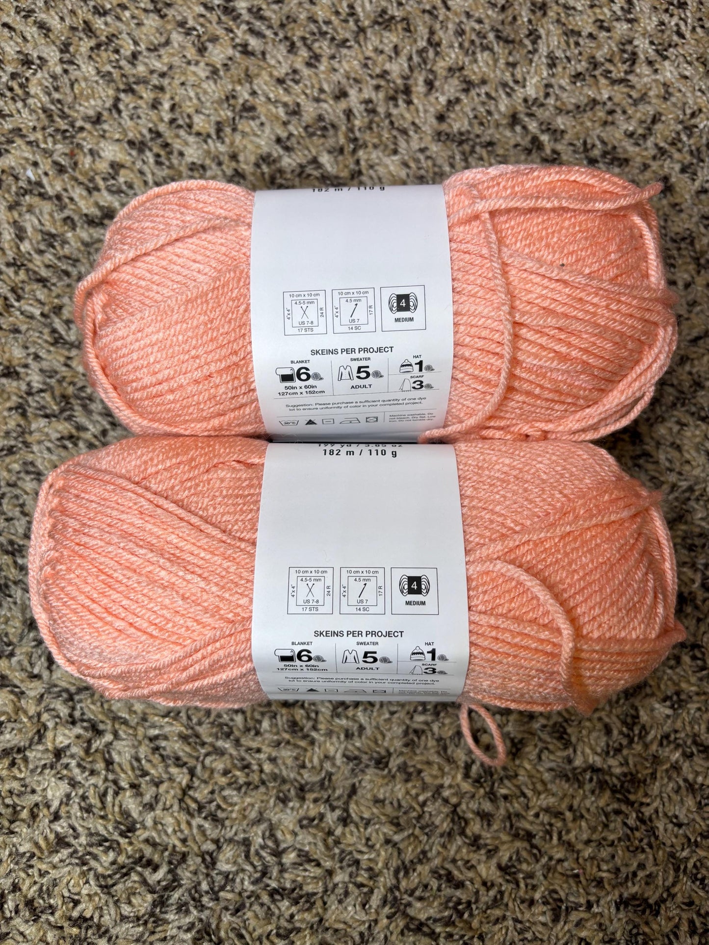 Big Twist Soft Peach Living Yarn